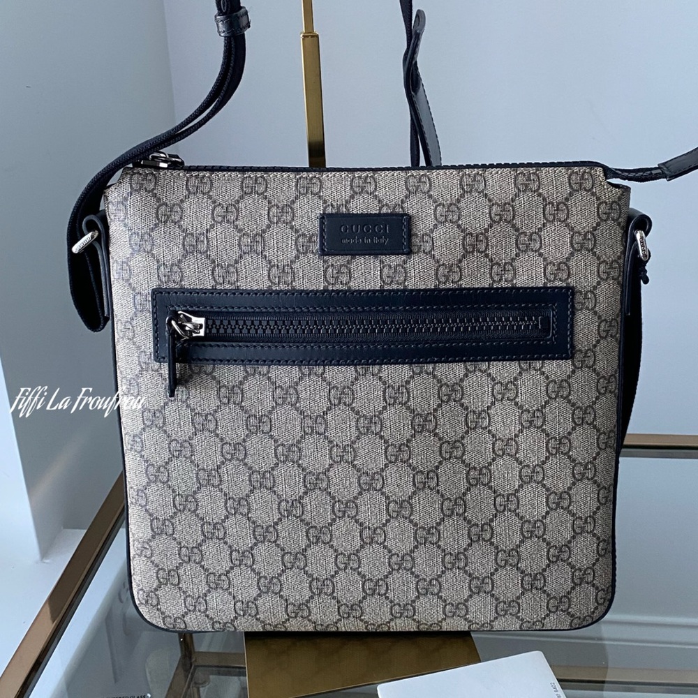 Gucci Beige and Black Signature Messenger Bag - Picture 11 of 11